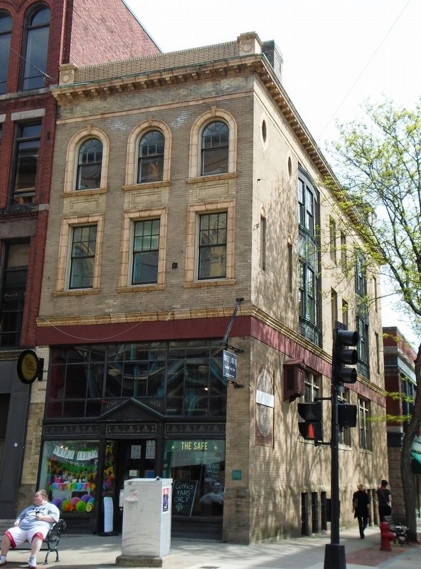 Middlesex Safe Deposit and Trust Company Building and Marker. Click for full size. Middlesex Safe Deposit and Trust Company Building and Marker image. Click for full size.