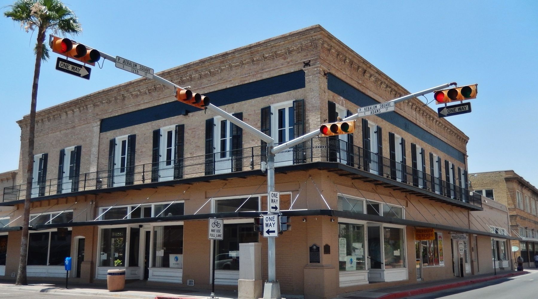 Juan H. Fernandez Store Building (<i>northeast corner view</i>) image. Click for full size.