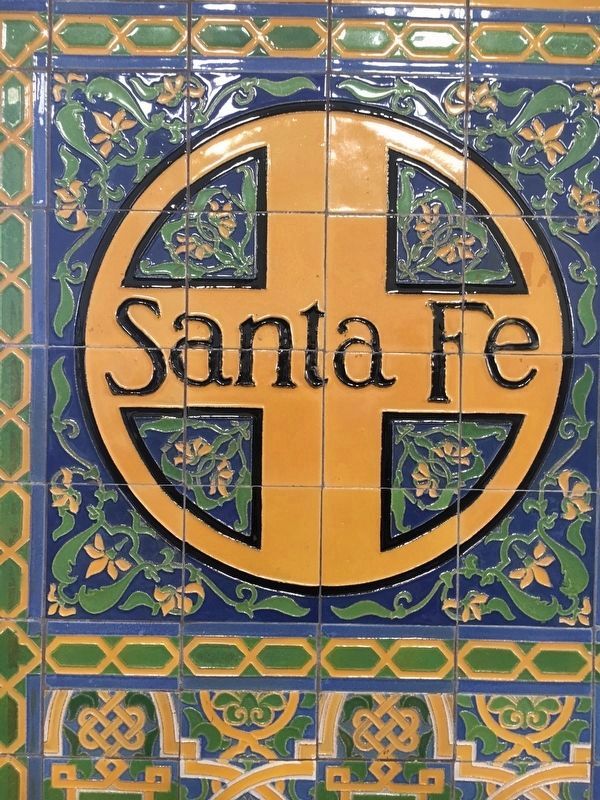 Mosaic along each interior stanchion inside the Santa Fe Depot image. Click for full size.
