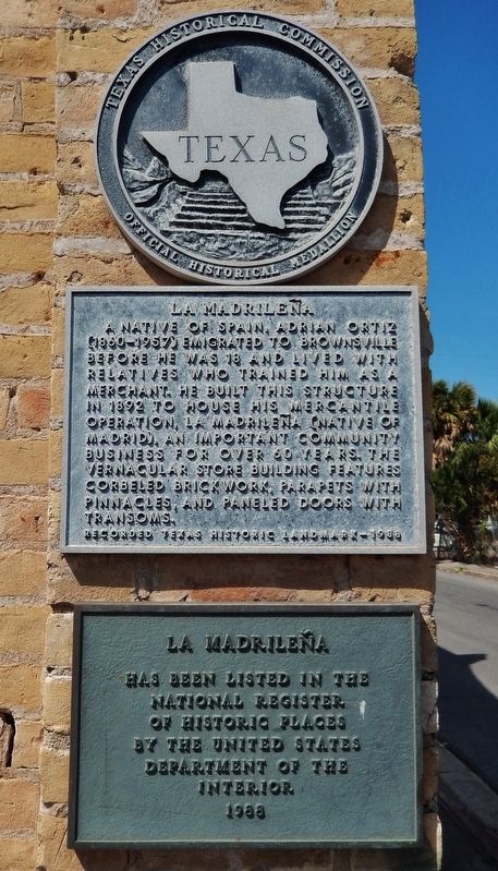 La Madrilena Marker (<i>tall view</i>). Click for full size. La Madrilena Marker (<i>tall view</i>) image. Click for full size.