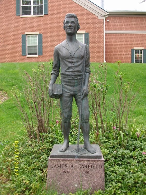 James Garfield Birthplace Statue image. Click for full size.