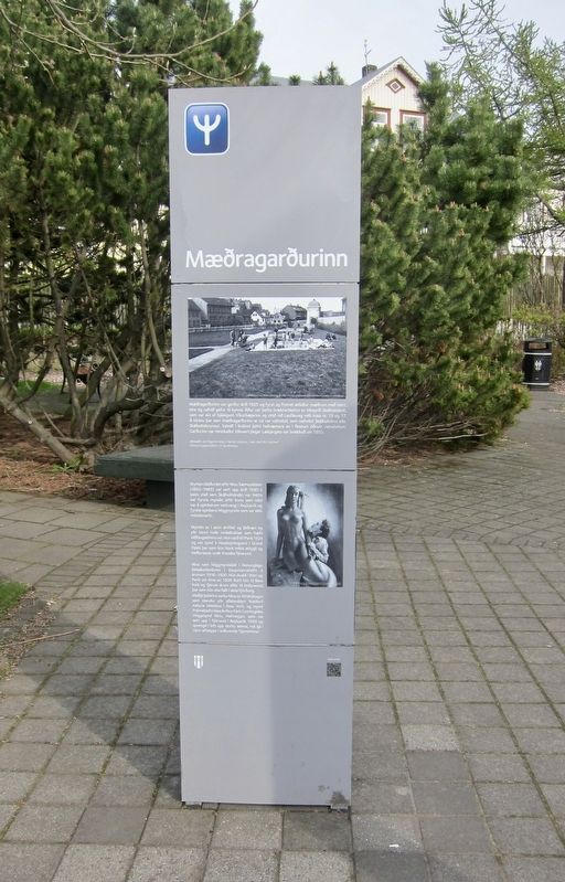 The Mothers' Garden / Męšragaršurinn Marker - Icelandic Side. Click for full size. The Mothers' Garden / Męšragaršurinn Marker - Icelandic Side image. Click for full size.