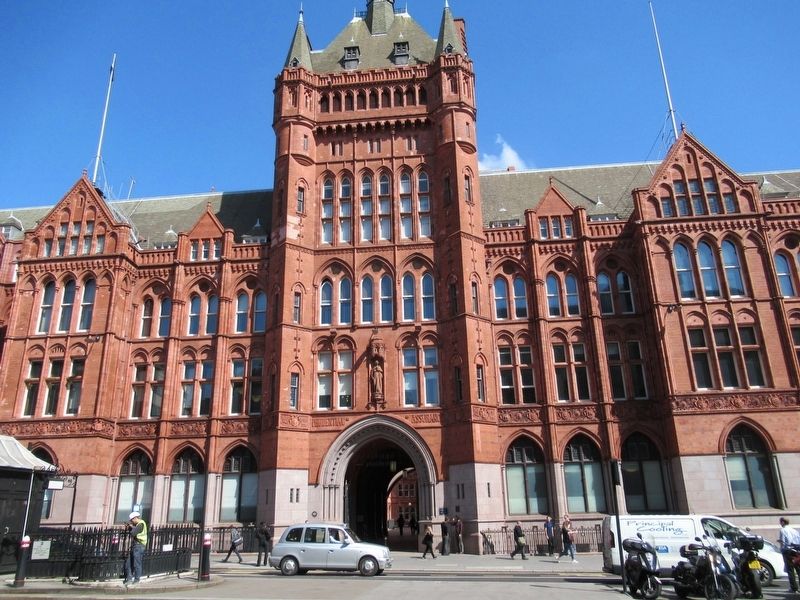 The Prudential Assurance Building image. Click for full size.
