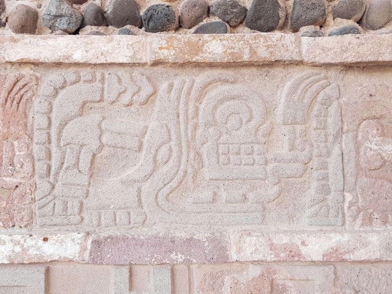 Detail of the Coatepantli (Wall of Snakes) image. Click for full size.