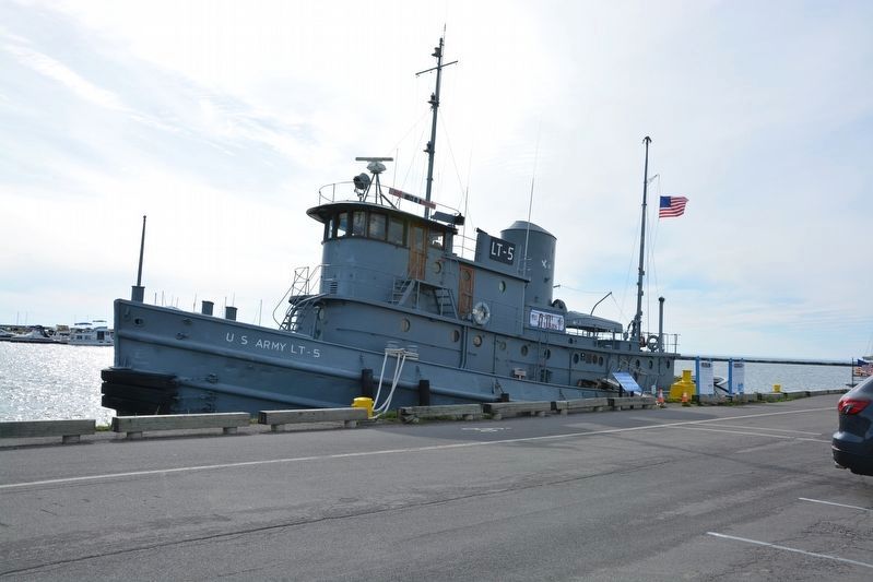 Lt-5 Tug. Click for full size. Lt-5 Tug image. Click for full size.