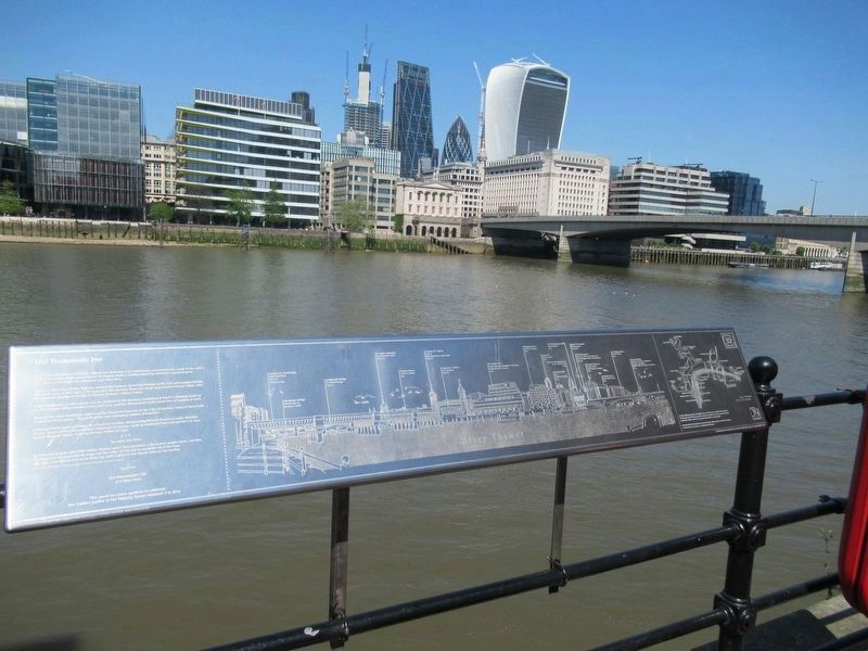 Old Thameside Inn Marker. Click for full size. Old Thameside Inn Marker image. Click for full size.