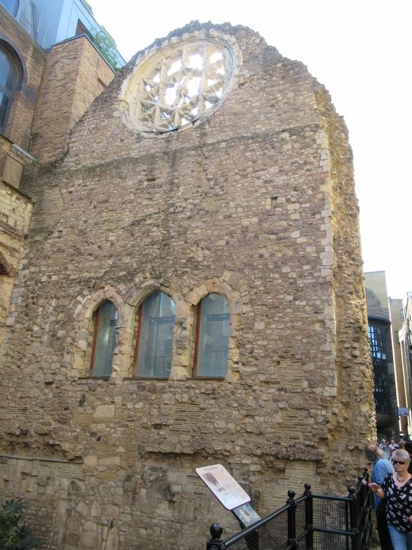 Winchester Palace Ruins and Marker image. Click for full size.
