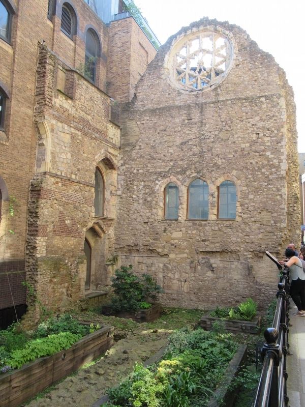 Winchester Palace Ruins image. Click for full size.