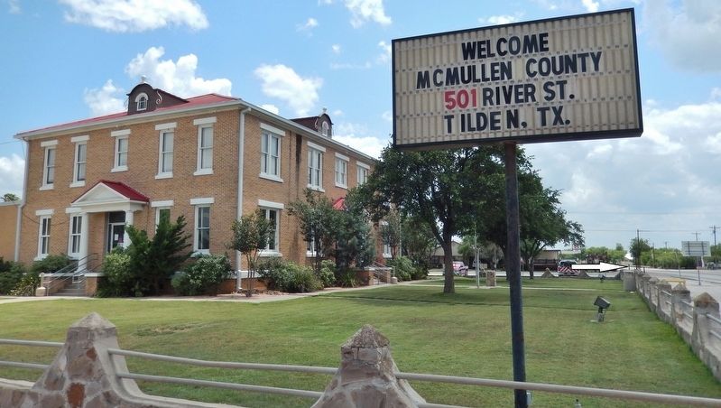 McMullen County Courthouse (<i>front view; marker visible, edge-on, in background at far right</i>). Click for full size. McMullen County Courthouse (<i>front view; marker visible, edge-on, in background at far right</i>) image. Click for full size.