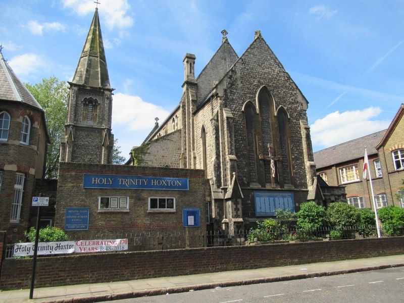 Holy Trinity Hoxton Church image. Click for full size.