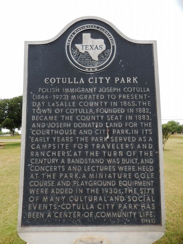 Cotulla City Park Marker image. Click for full size.