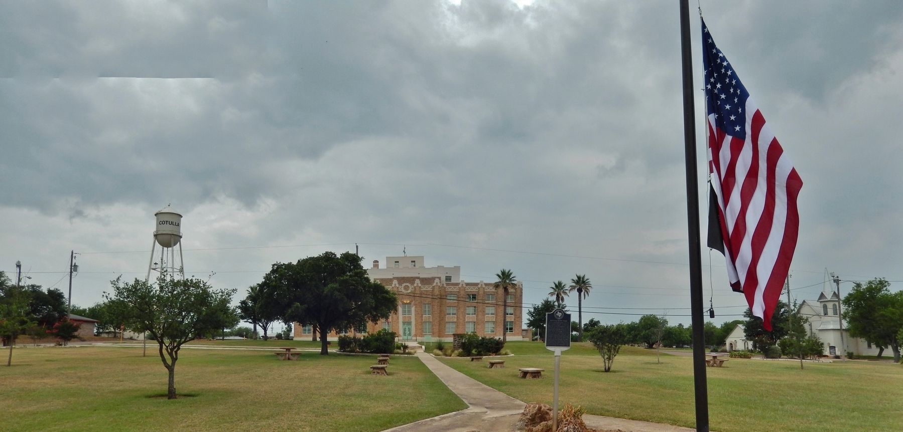Cotulla City Park (<i>marker visible near center</i>). Click for full size. Cotulla City Park (<i>marker visible near center</i>) image. Click for full size.