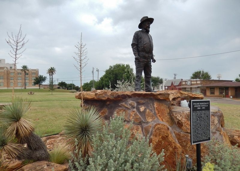 Joseph Cotulla Marker (<i>tall view; showing sculpture, fountain & garden</i>). Click for full size. Joseph Cotulla Marker (<i>tall view; showing sculpture, fountain & garden</i>) image. Click for full size.