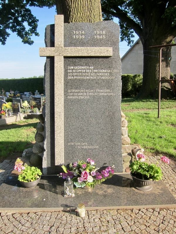 Izbicko (Steubendorf) World Wars I and II Memorial image. Click for full size.