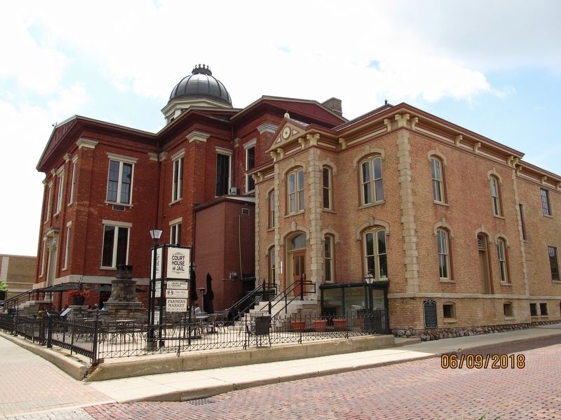 Old McHenry County Courthouse and Jail image. Click for full size.