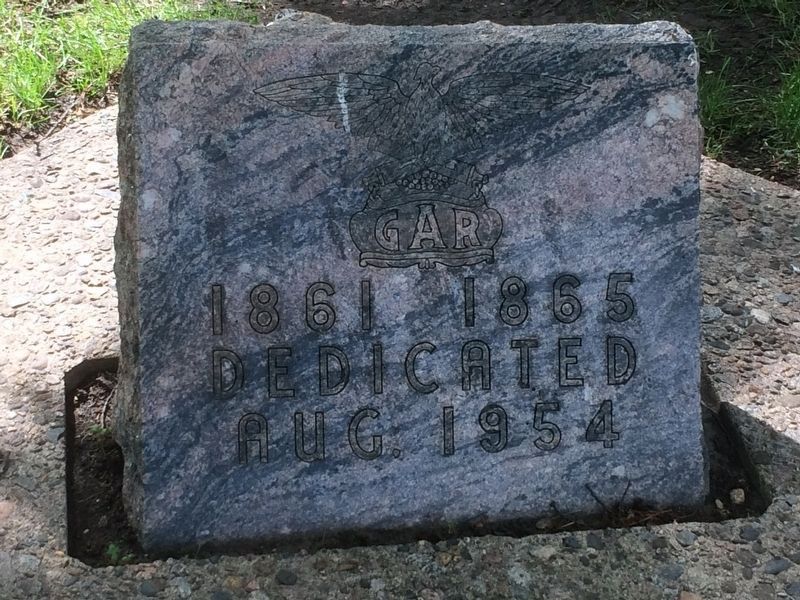 Brookings County South Dakota Veterans Memorial Marker - GAR image. Click for full size.