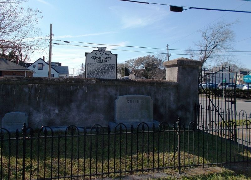 Cedar Grove Cemetery Marker (back). image. Click for full size.