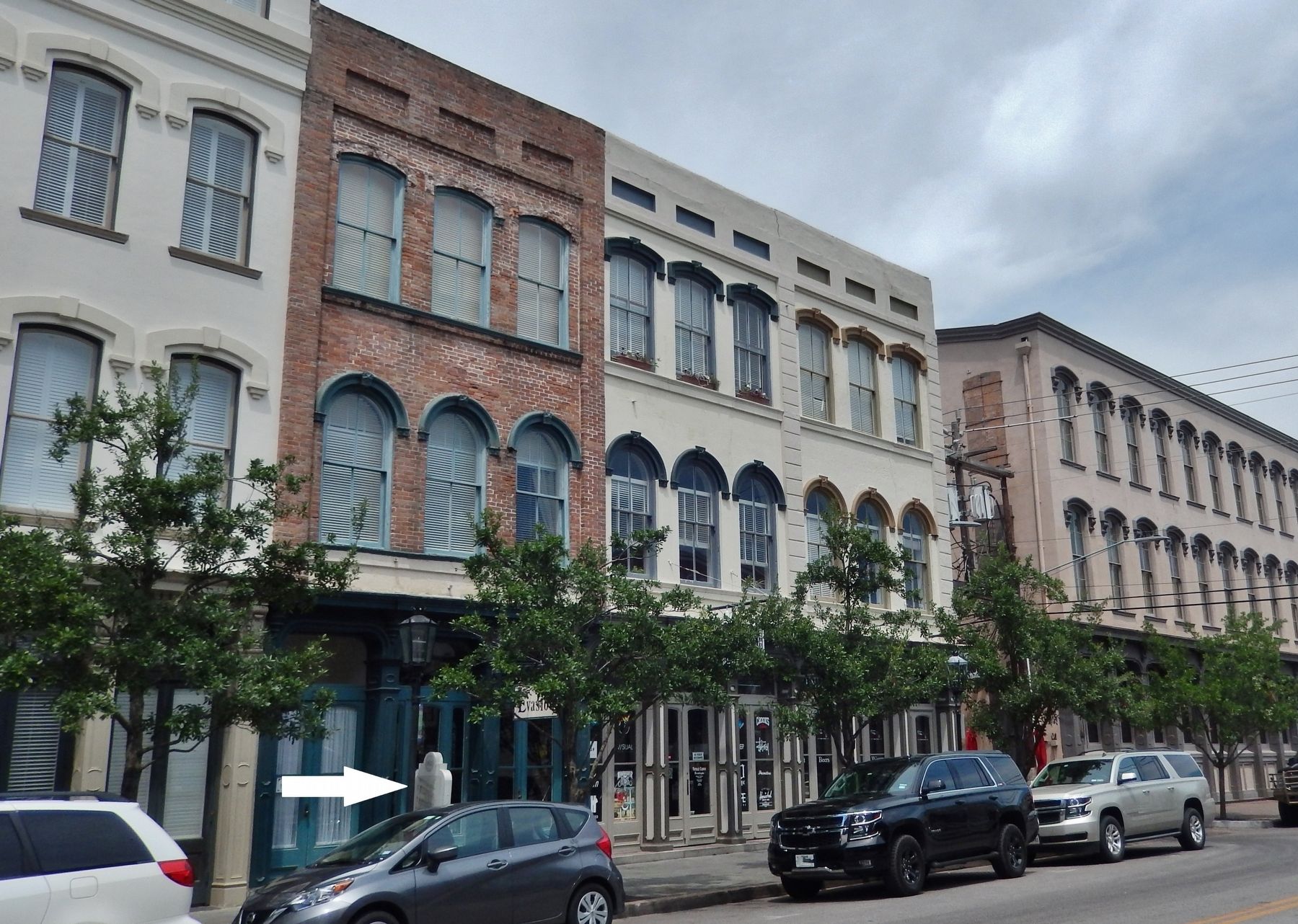 Rice, Baulard & Company Building (<i>wide view; marker visible at left</i>). Click for full size. Rice, Baulard & Company Building (<i>wide view; marker visible at left</i>) image. Click for full size.