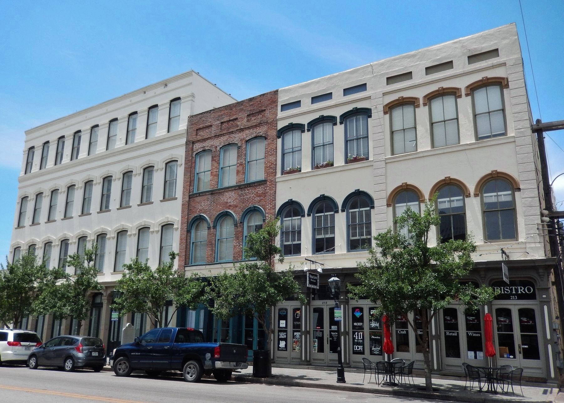 Rice, Baulard & Company Building (<i>wide view; former "Royal" hotel building at left</i>). Click for full size. Rice, Baulard & Company Building (<i>wide view; former "Royal" hotel building at left</i>) image. Click for full size.