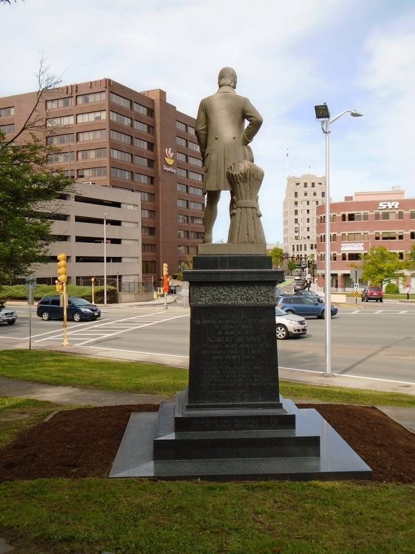 Burns Monument image. Click for full size.