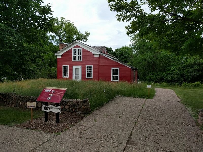 1850 Red House and Marker image. Click for full size.