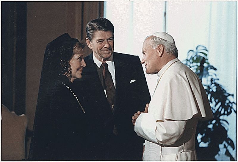 <i>The Reagans meeting with Pope John Paul II, The Vatican, Rome</i> image. Click for full size.