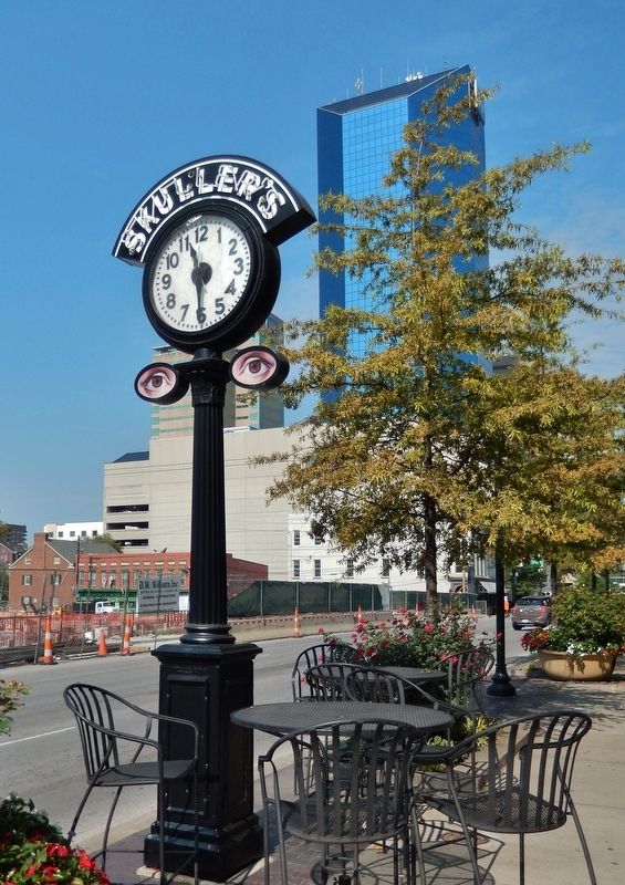 Skuller's Clock. Click for full size. Skuller's Clock image. Click for full size.
