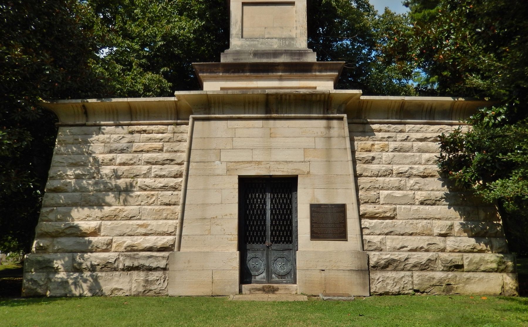 Henry Clay Marker (<i>wide view</i>) image. Click for full size.