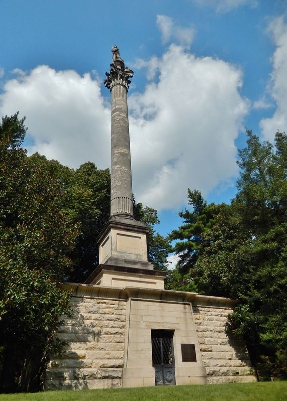 Henry Clay Mausoleum & Monument (<i>tall view</i>) image. Click for full size.