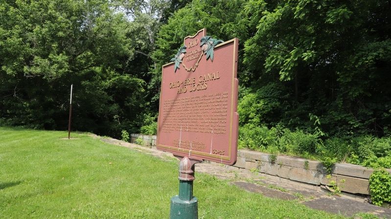 Ohio-Erie Canal and Locks / The Columbus Feeder Canal Marker at the Lock image. Click for full size.