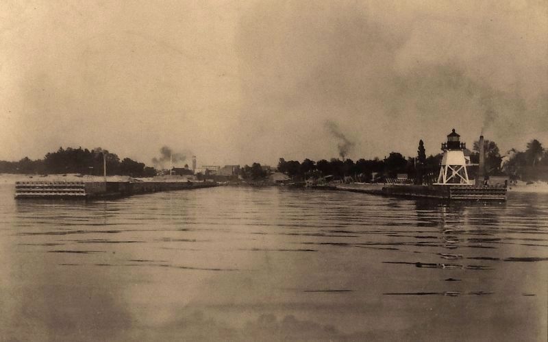 Marker detail: View from Lake Michigan in 1890s. Monroe Park can be seen in the background. image. Click for full size.