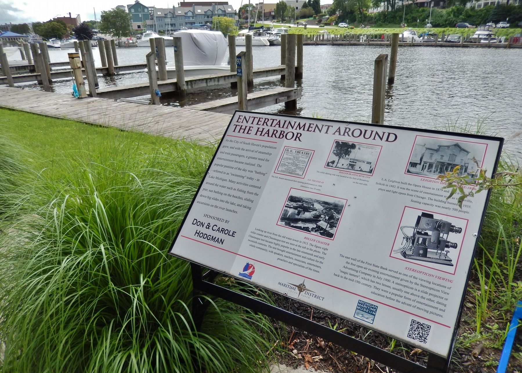 Entertainment Around the Harbor Marker (<i>wide view</i>) image. Click for full size.