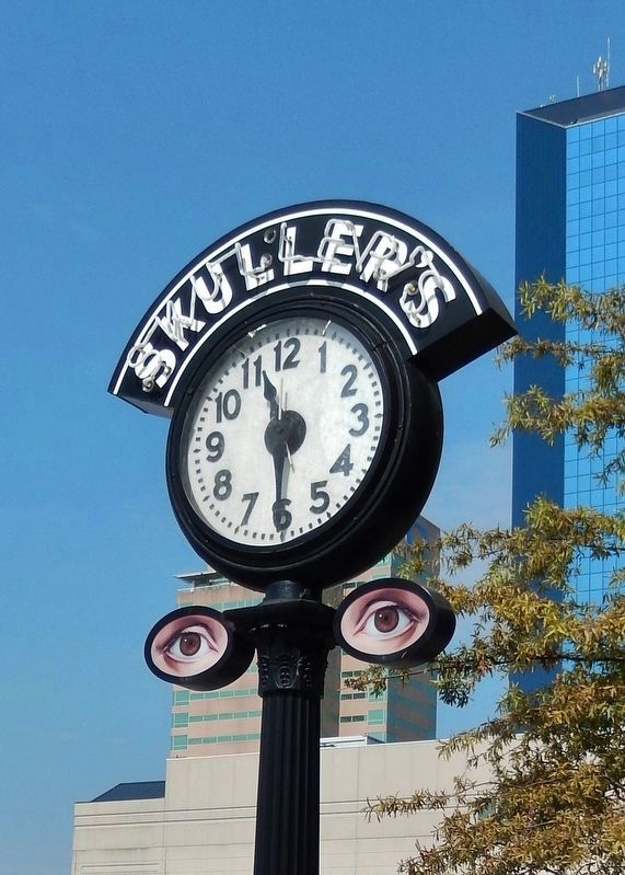 Skuller's Clock (<i>detail view</i>) image. Click for full size.