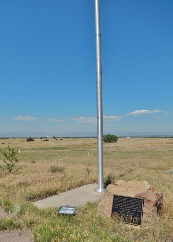 Rocky Mountain Arsenal National Wildlife Refuge Marker (<i>tall view; looking west to Denver</i>) image. Click for full size.