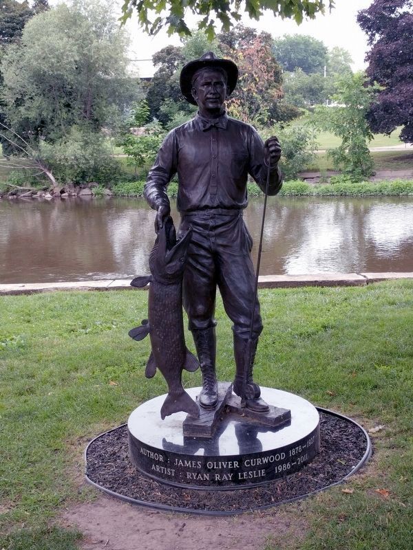 Statue of James Oliver Curwood image. Click for full size.