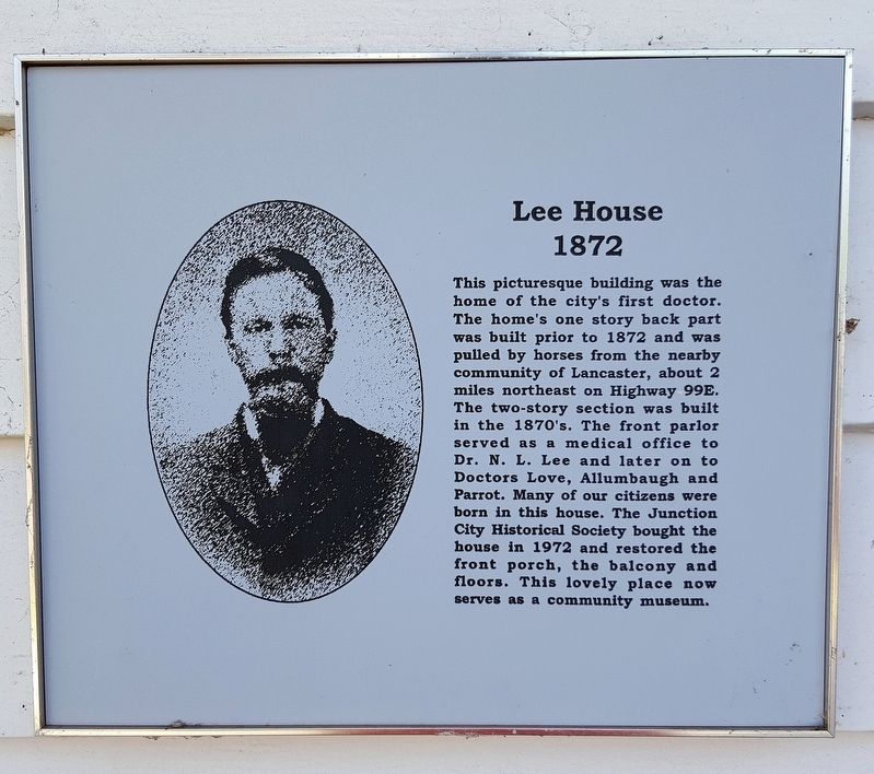 Lee House Marker image. Click for full size.