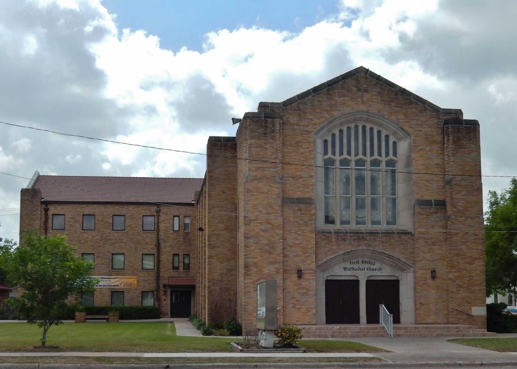 First Methodist Church of San Benito image. Click for full size.