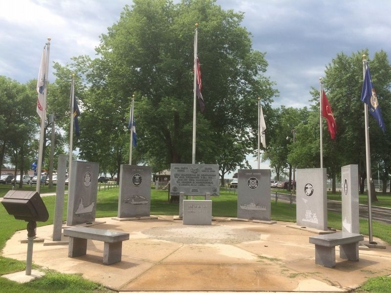 Hutchinson County, South Dakota Veterans Memorial image. Click for full size.