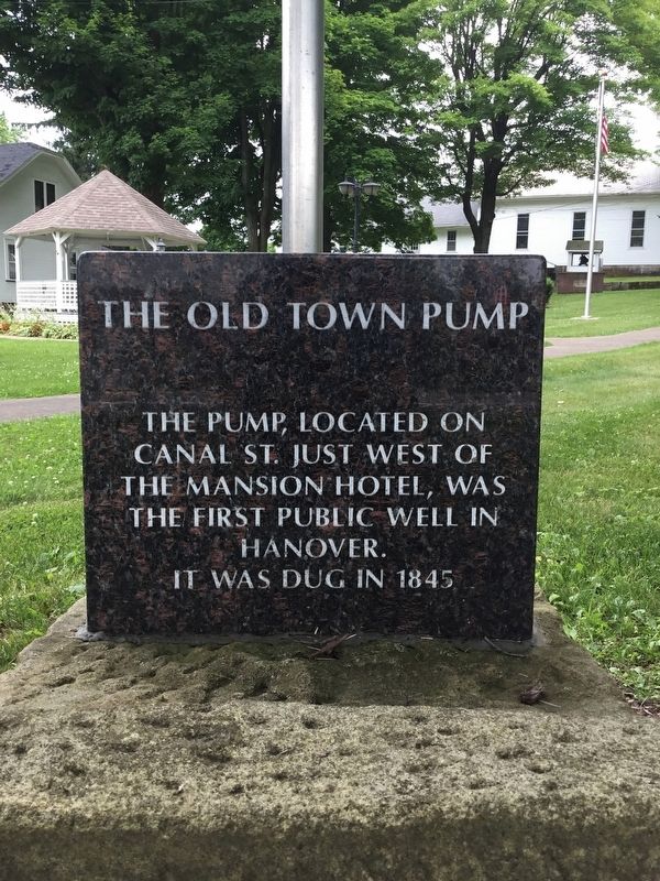 The Old Town Pump Marker image. Click for full size.