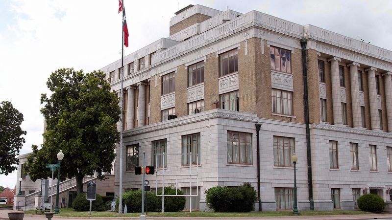 1929 Hunt County Courthouse Marker Area. Click for full size. 1929 Hunt County Courthouse Marker Area image. Click for full size.