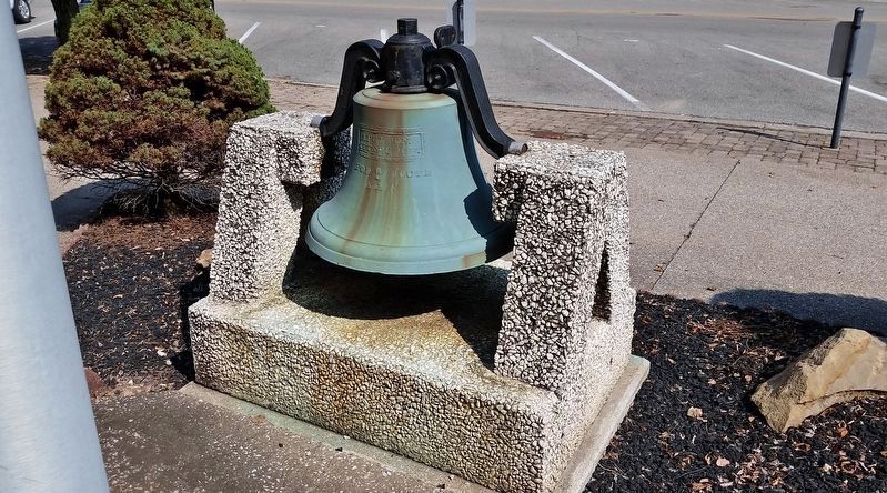 Old Court Bell (<i>view from side opposite the marker</i>) image. Click for full size.
