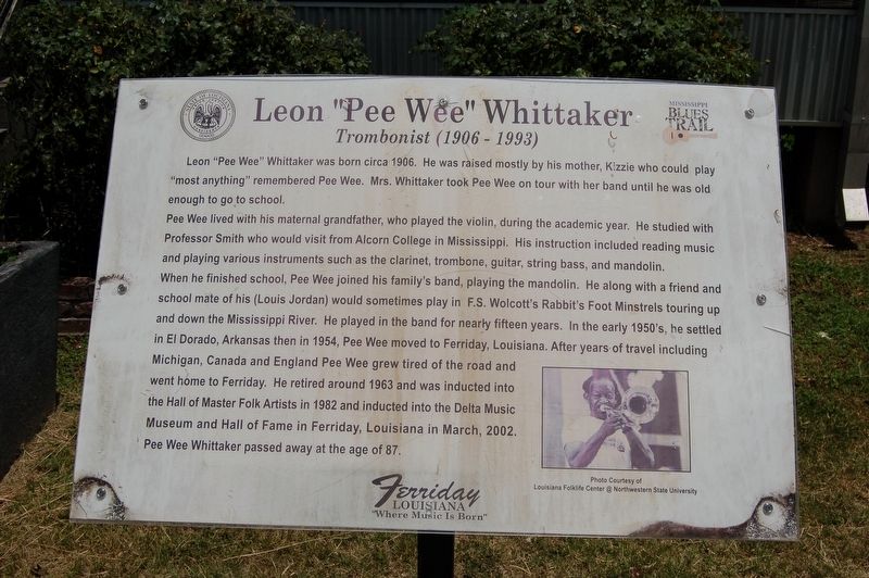 Leon "Pee Wee" Whittaker Marker image. Click for full size.