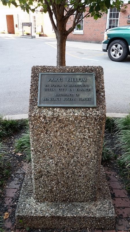 Parc Billom Marker (<i>tall view</i>). Click for full size. Parc Billom Marker (<i>tall view</i>) image. Click for full size.