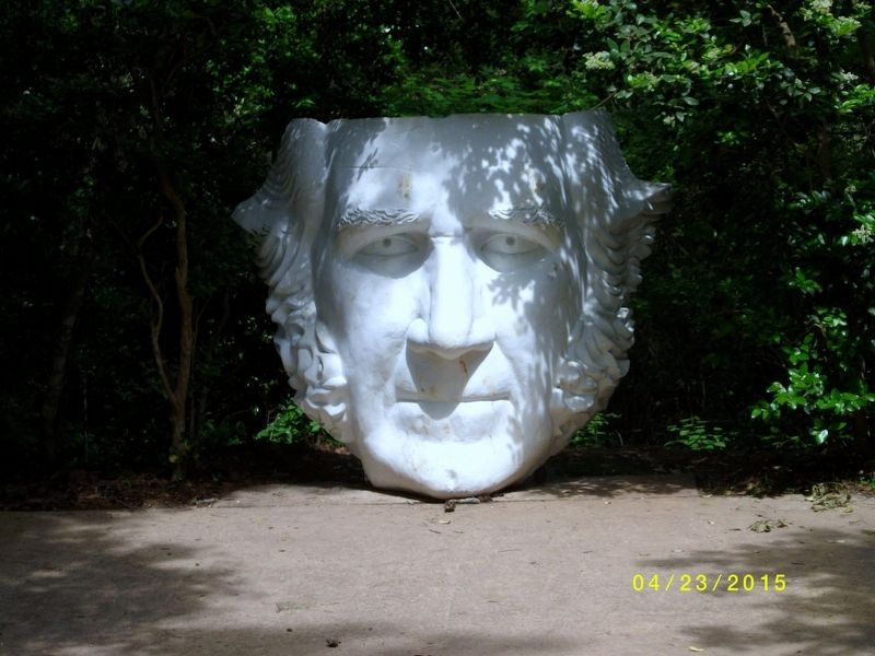Sam Houston "Head" Statue image. Click for full size.