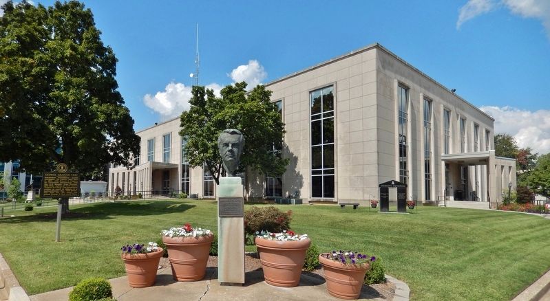 Wendell H. Ford Marker (<i>wide view; Daviess County Courthouse in background</i>). Click for full size. Wendell H. Ford Marker (<i>wide view; Daviess County Courthouse in background</i>) image. Click for full size.