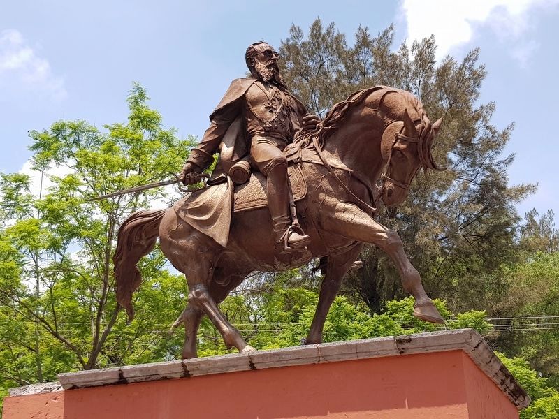 The statue of General Mariano Escobedo image. Click for full size.
