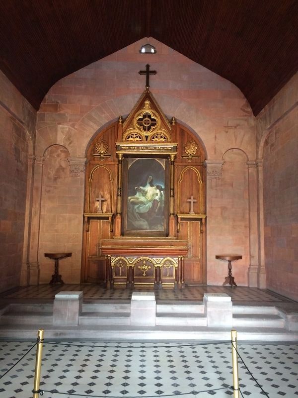 The altar and interior of the Chapel of La Piedad image. Click for full size.