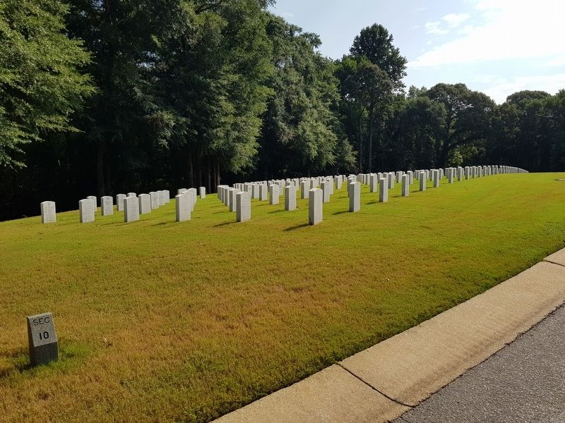 A view of graves in the Fort Mitchell National Cemetery near the marker image. Click for full size.