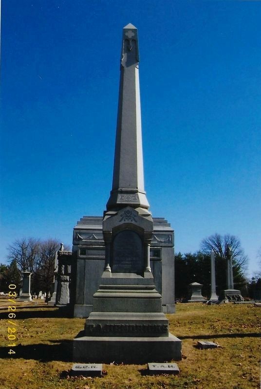Thomas Hendricks Grave image. Click for full size.