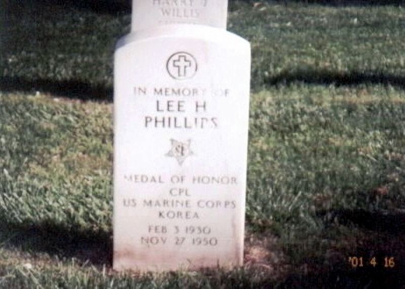 Lee H. Phillips cenotaph marker image. Click for full size.